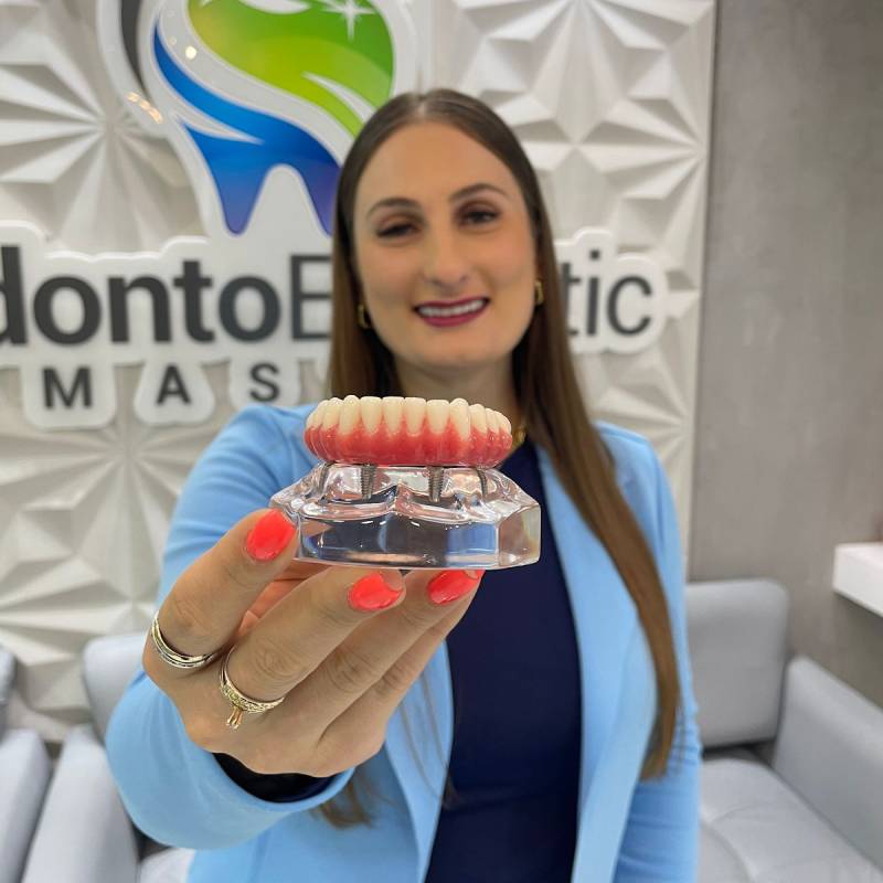 PRÓTESE PROTOCOLO cruz alta dentista